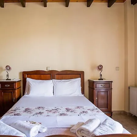 The Neoclassical Apartment *
